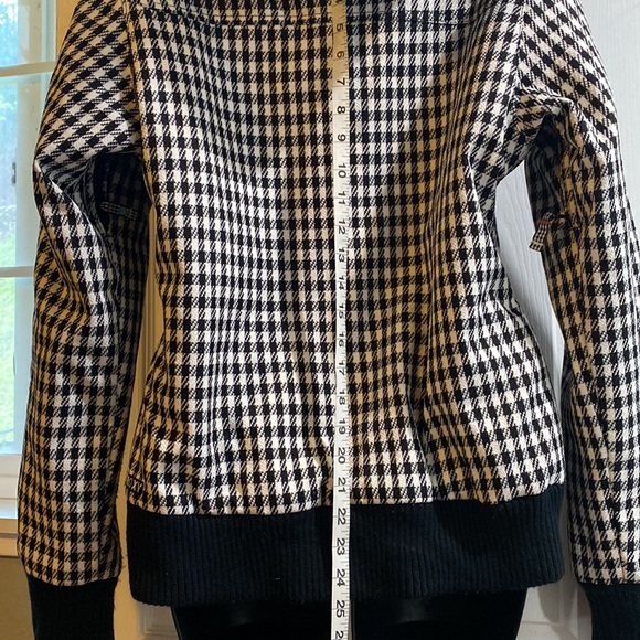 Roxy Limited Edition Fur Lined Hooded Snow Jacket - Picture 8 of 16